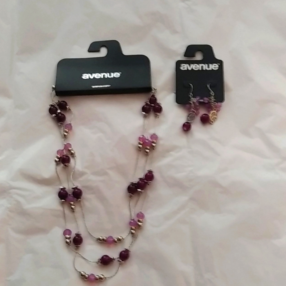 NWT Avenue Purple beaded Necklace & Earring Set